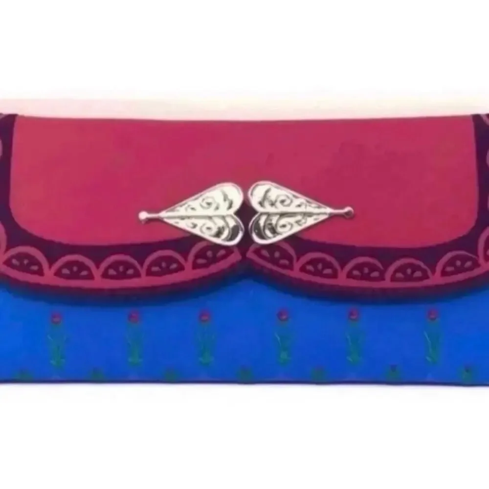 Loungefly Frozen Wallet Ana Dress *NEW WITH INSIDE FLAW**